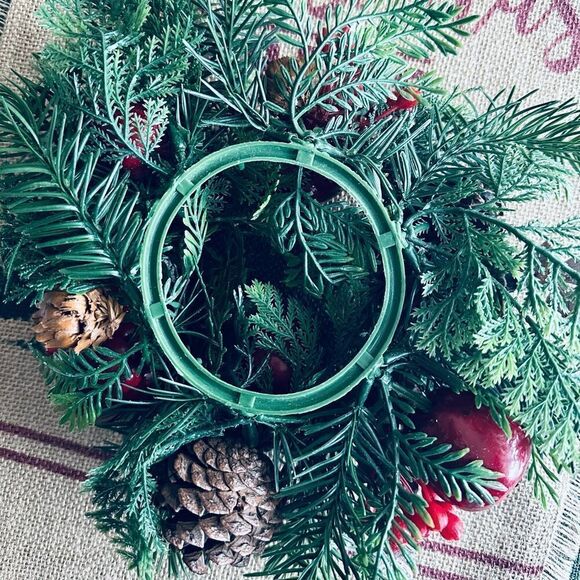 Vintage Winter Apples Evergreen Small Decorative Wreath Candle Ring - Picture 5 of 7